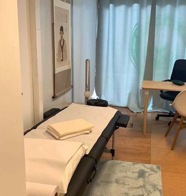 Centro Sino-Português de Medicina Chinesa | Clínica Dr. Chun Ming Yan-Clínica de Acupuntura